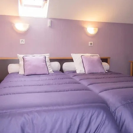 Moderne A Avec Jacuzzi, 54 M² Apartament