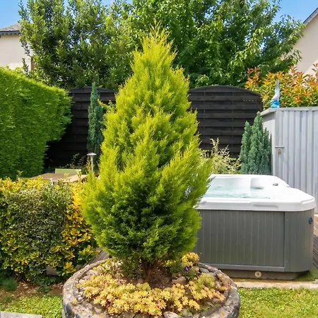 Moderne A Avec Jacuzzi, 54 M² Apartament *